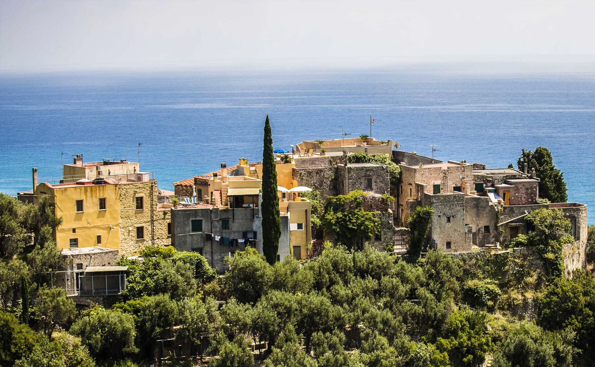 Villaggi sospesi sul mare - Visit Finale Ligure