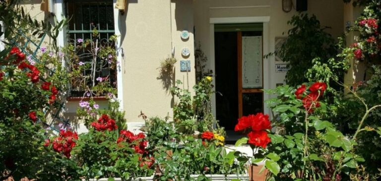 Camera con giardino