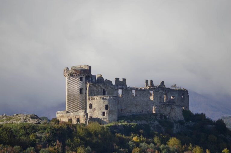 Archeologia a Castel Gavone: visite guidate con l’archeologo