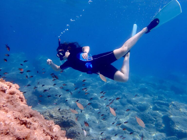 Snorkeling sul sentiero blu di Finale Ligure – SALTO NEL BLU