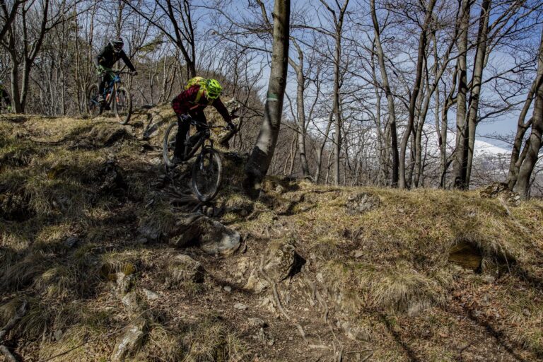 Enduro Paradise – TEAM SENZA ROTELLE
