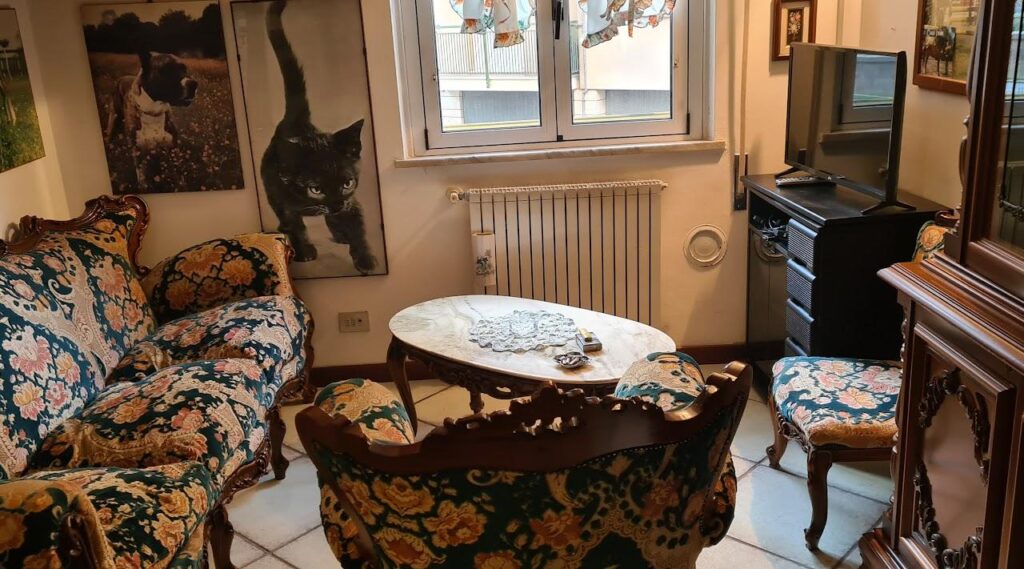 AUT Appartamento Il gatto su ruote
