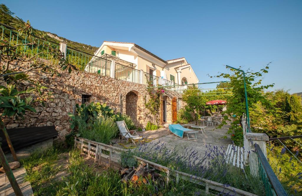 Sopra il Borgo